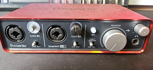 Focusrite scarlett 2i2 - focusrite,