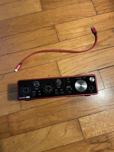 Focusrite scarlett 2i2 - focusrite,