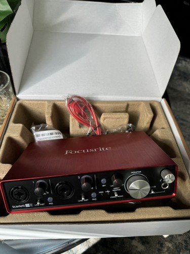 Focusrite scarlett 2i4 2nd gen - 2i4,