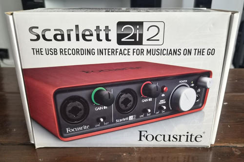 Focusrite scarlett 2i2 - focusrite,