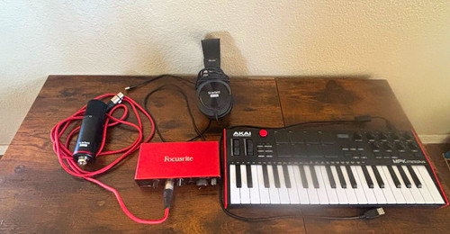 Focusrite scarlett 2i2 - scarlett,