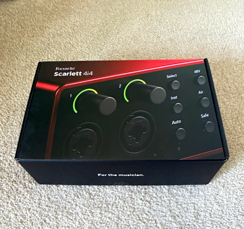 Focusrite scarlett 4i4 usb - scarlett,