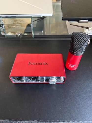 Focusrite scarlett 2i2 - focusrite,