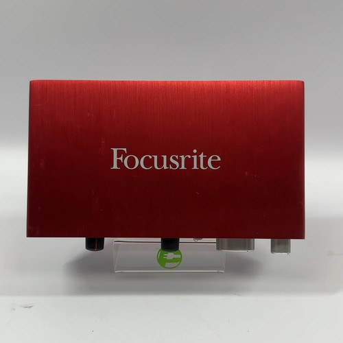 Focusrite scarlett 2i2 usb - 4,