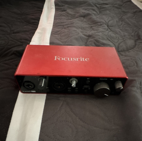 Focusrite scarlett 2i2 usb - scarlett,