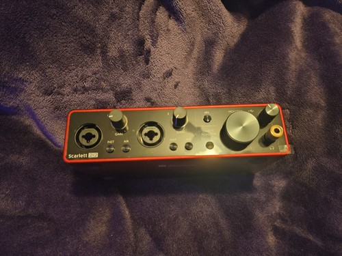Focusrite scarlett 2i2 usb - 2i2,